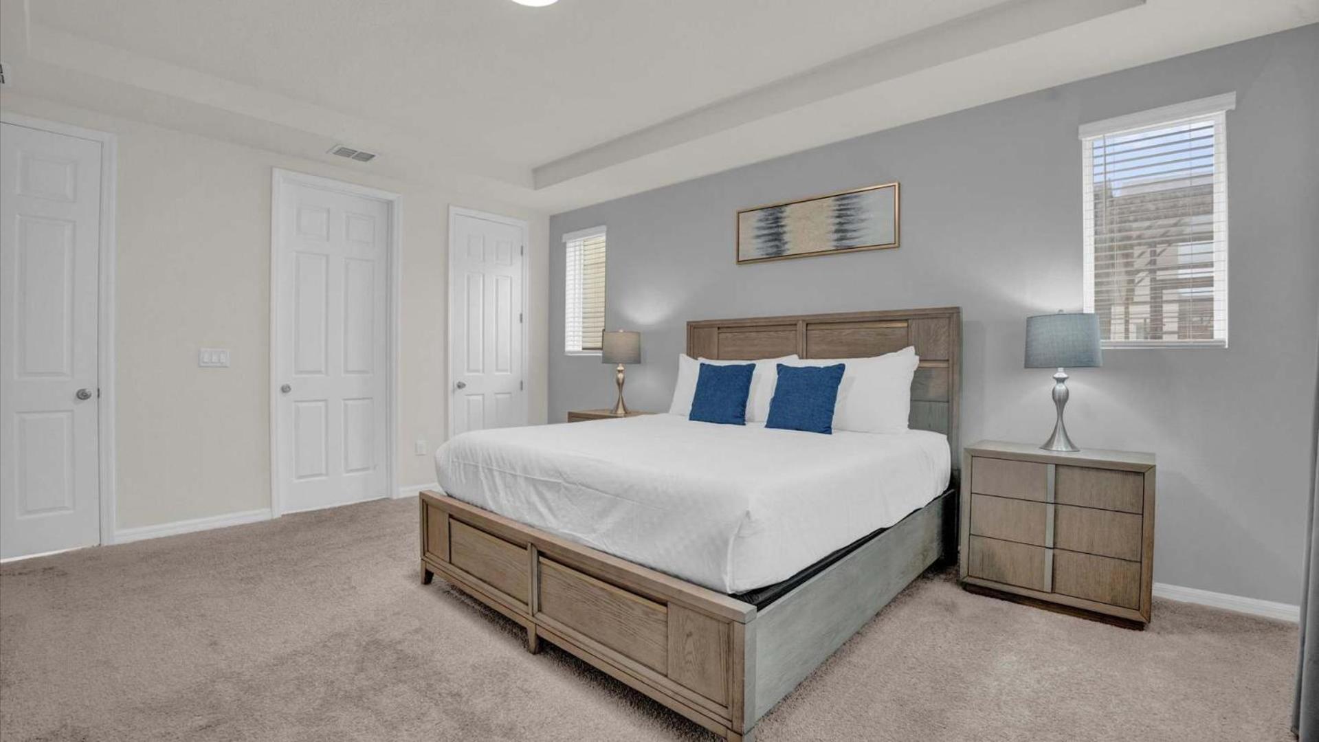 Upstay - Modern Family W Pool Solara *